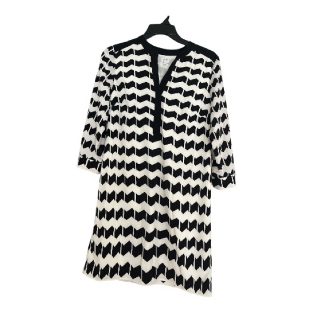 Crown and Ivey Black and White Chevron Dress Sz 4